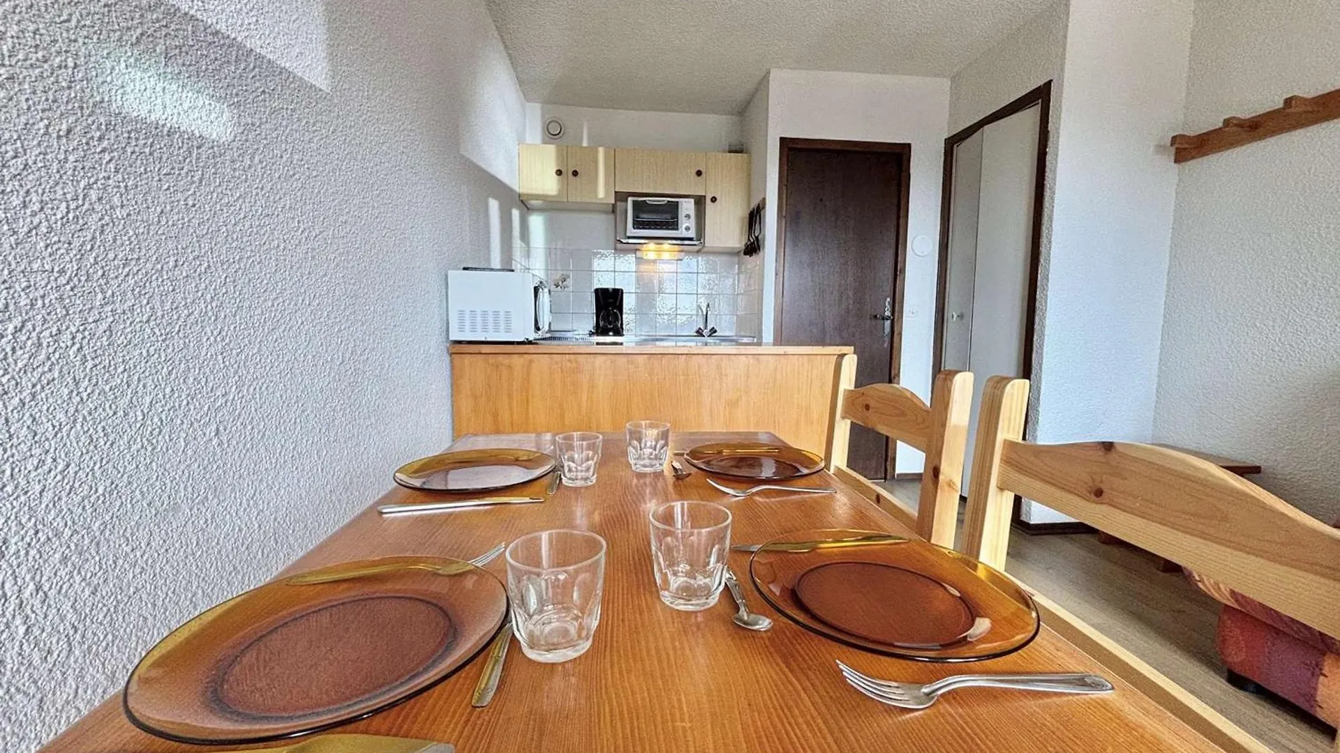 Studio Cosy A 50M Des Pistes, Balcon, Parking, Casier A Skis, Proche Village Et Ecole De Ski - Fr-1-595-11 Notre-Dame-de-Bellecombe Apartamento